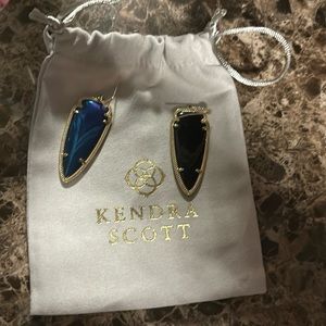 Reversible arrowhead Kendra Scott earrings